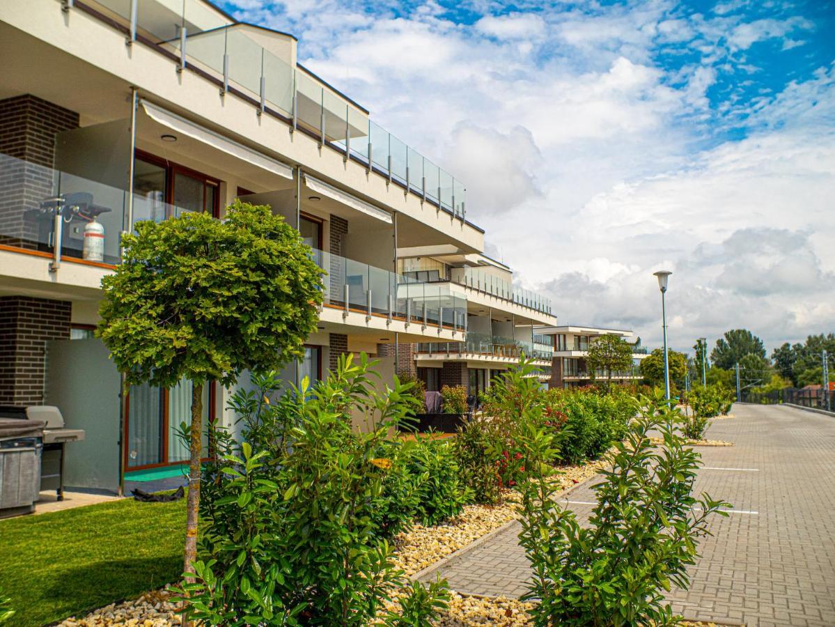Panorama Superior Apartments - Pool, Garden, Parking Balatonalmádi Dış mekan fotoğraf
