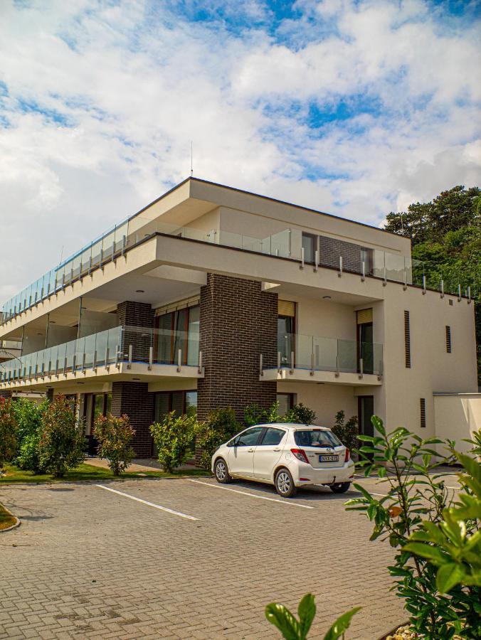Panorama Superior Apartments - Pool, Garden, Parking Balatonalmádi Dış mekan fotoğraf
