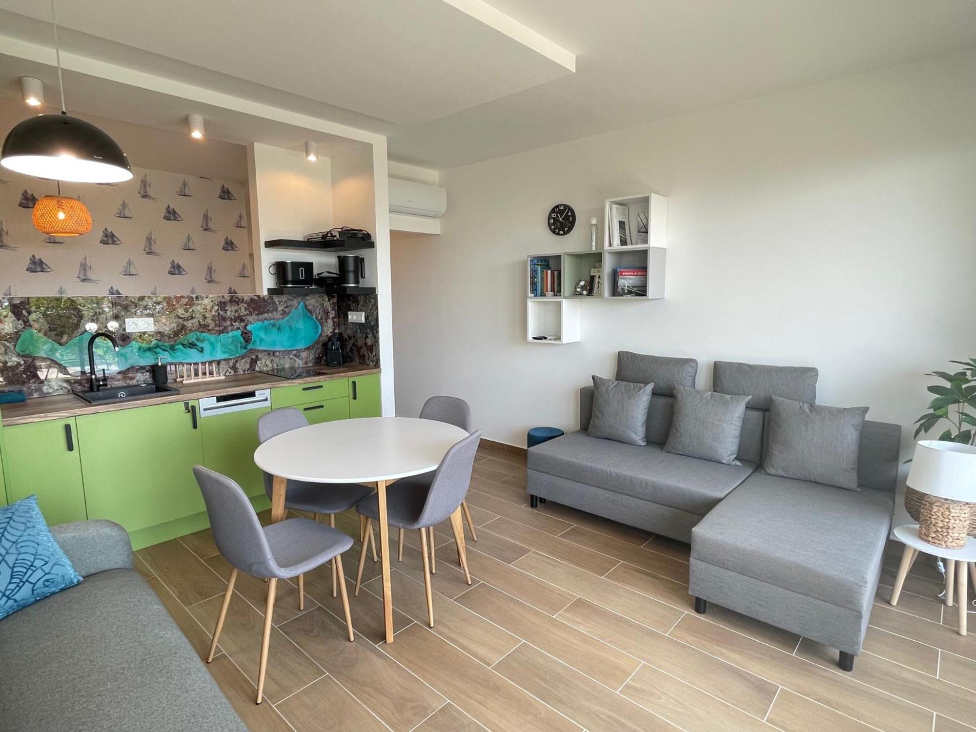 Panorama Superior Apartments - Pool, Garden, Parking Balatonalmádi Dış mekan fotoğraf
